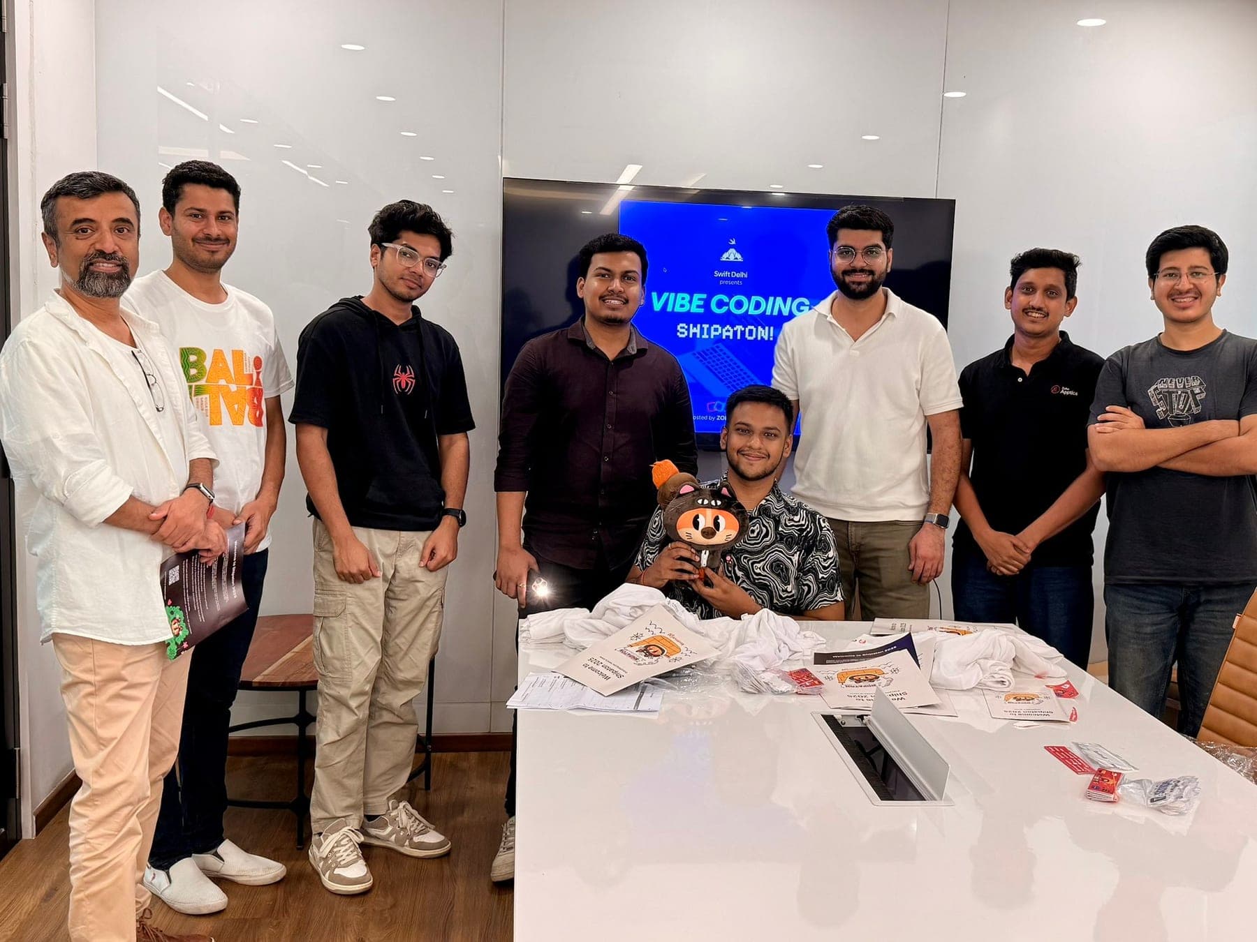 Group photo from a Delhi Shipaton 2025 vibe coding event.